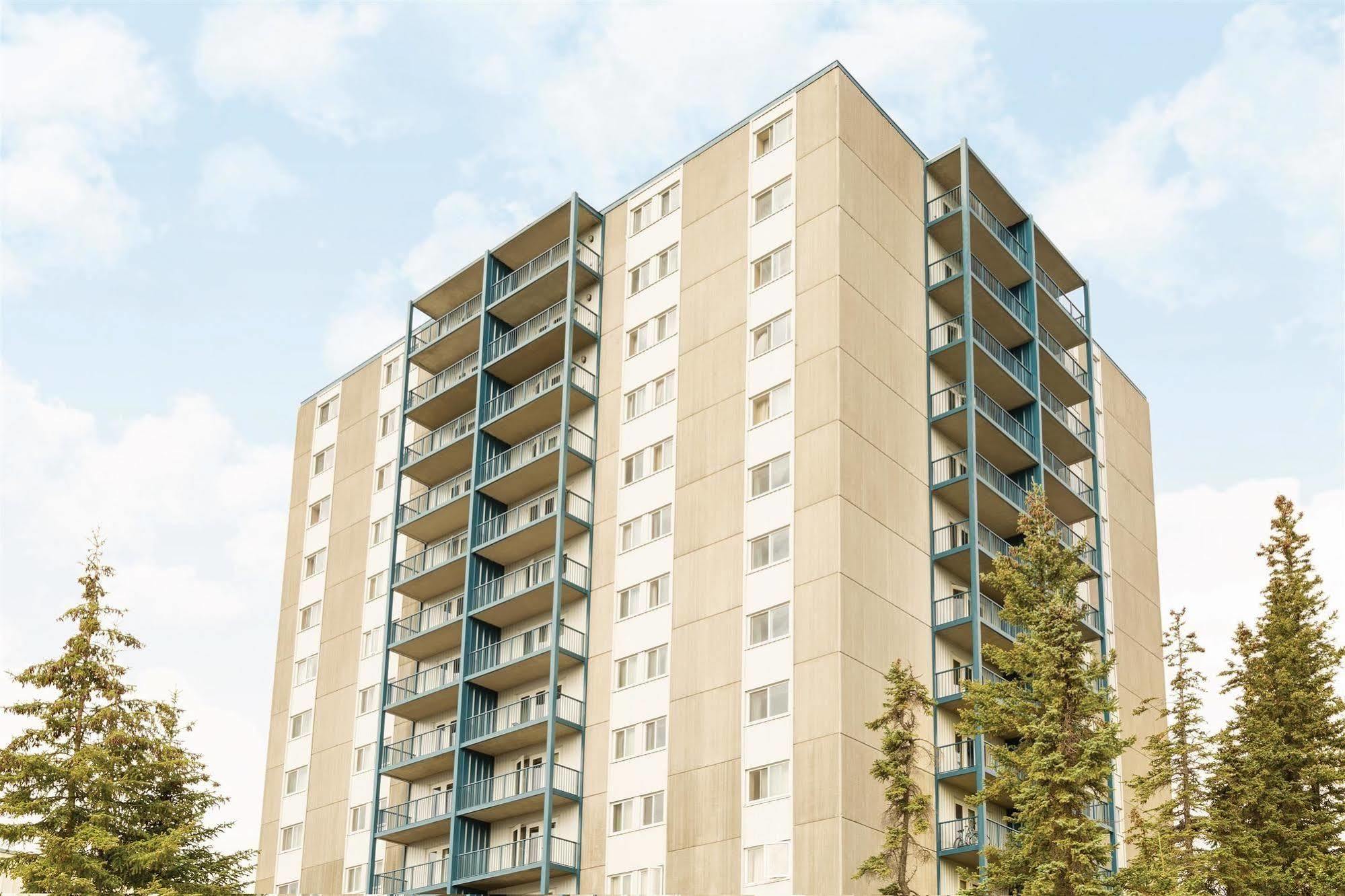 Coast Fraser Tower Yellowknife Kültér fotó